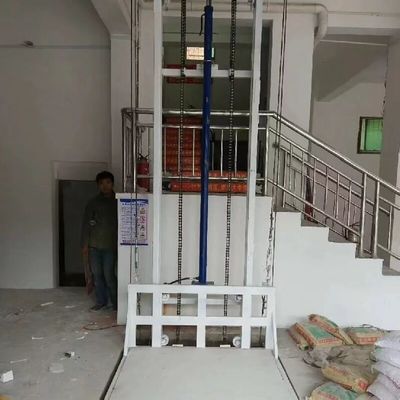 Acil Durak Kargo Platformu Asansör Özel Küçük Kargo Asansörü